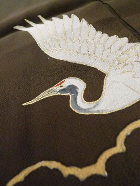 画像14: M0328G  留袖 女性用着物 裾に綿入り シルク(正絹)   黒, 菊 【中古】 【USED】 【リサイクル】 ★★☆☆☆ (14)