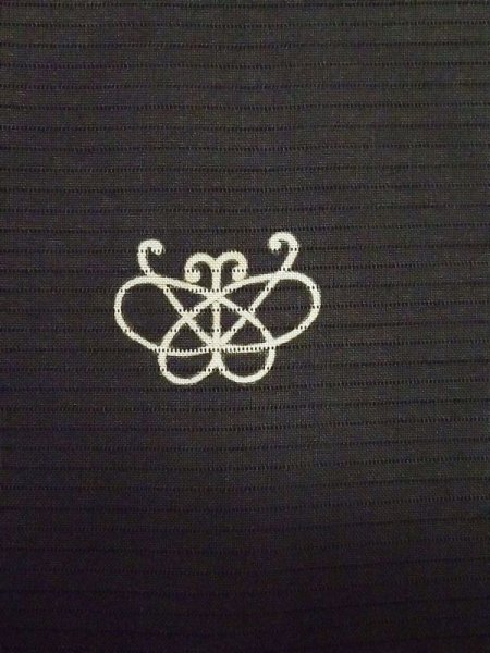 画像4: M0328H  留袖 女性用着物 柄:撫子、虫かご、蛍 シルク(正絹)   黒, 花 【中古】 【USED】 【リサイクル】 ★☆☆☆☆ (4)