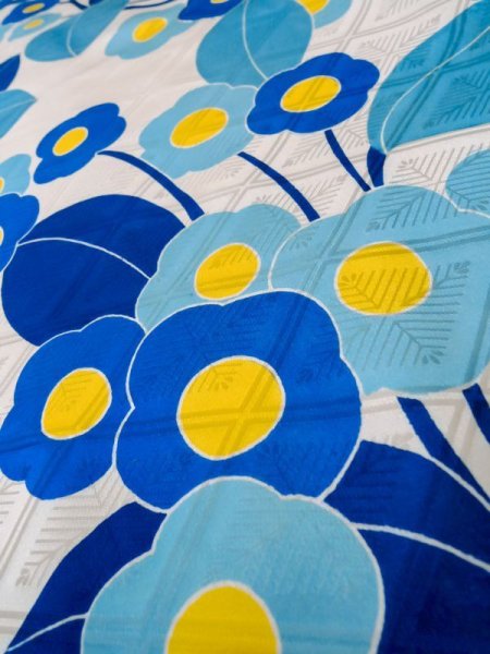 画像11: M0328J  振袖 女性用着物  シルク(正絹)   白, 花 【中古】 【USED】 【リサイクル】 ★★☆☆☆ (11)