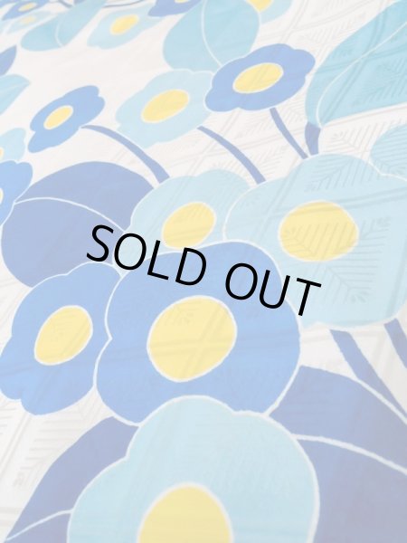 画像11: M0328J  振袖 女性用着物  シルク（正絹）   白, 花 【中古】 【USED】 【リサイクル】 ★★☆☆☆ (11)