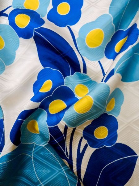 画像14: M0328J  振袖 女性用着物  シルク(正絹)   白, 花 【中古】 【USED】 【リサイクル】 ★★☆☆☆ (14)