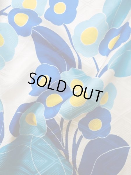 画像14: M0328J  振袖 女性用着物  シルク（正絹）   白, 花 【中古】 【USED】 【リサイクル】 ★★☆☆☆ (14)