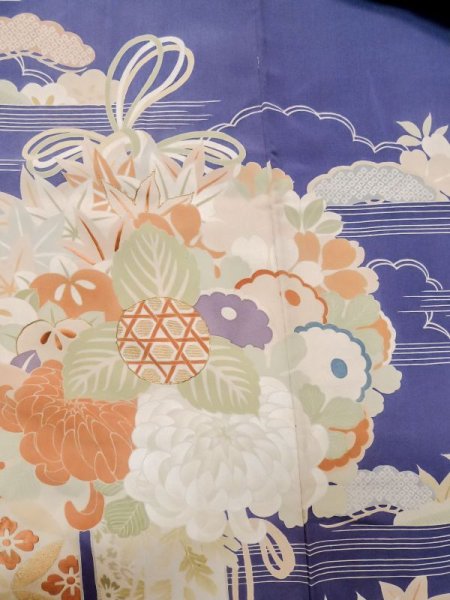 画像8: M0328L  振袖 女性用着物  シルク(正絹)  淡い アイボリー, 花 淡い【中古】 【USED】 【リサイクル】 ★☆☆☆☆ (8)