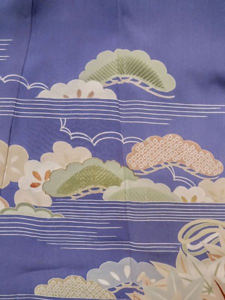 画像9: M0328L  振袖 女性用着物  シルク(正絹)  淡い アイボリー, 花 淡い【中古】 【USED】 【リサイクル】 ★☆☆☆☆ (9)