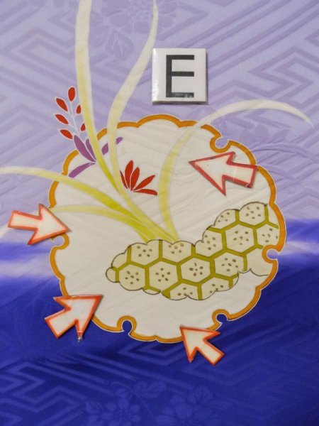 画像26: M0328M  訪問着 女性用着物  シルク(正絹) 淡い 紫み 青, ぼたん 淡い【中古】 【USED】 【リサイクル】 ★★☆☆☆ (26)