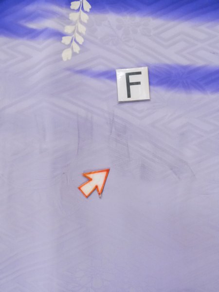 画像27: M0328M  訪問着 女性用着物  シルク(正絹) 淡い 紫み 青, ぼたん 淡い【中古】 【USED】 【リサイクル】 ★★☆☆☆ (27)