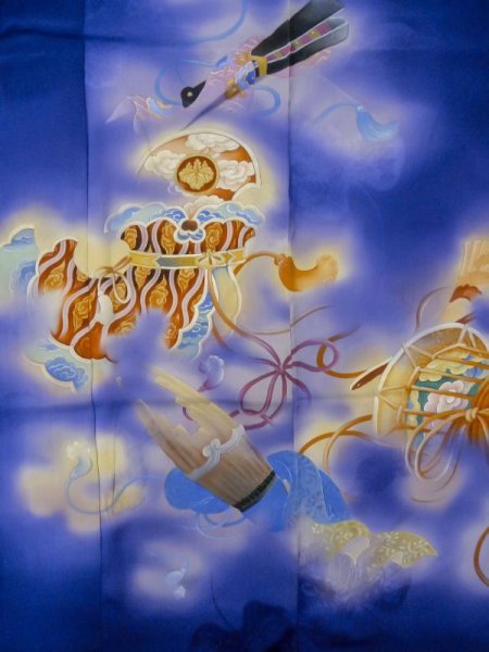 画像5: M0328N  訪問着 女性用着物 楽器柄 シルク(正絹)   紫色, 花 【中古】 【USED】 【リサイクル】 ★☆☆☆☆ (5)