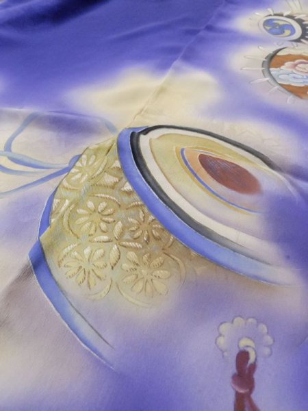 画像11: M0328N  訪問着 女性用着物 楽器柄 シルク(正絹)   紫色, 花 【中古】 【USED】 【リサイクル】 ★☆☆☆☆ (11)