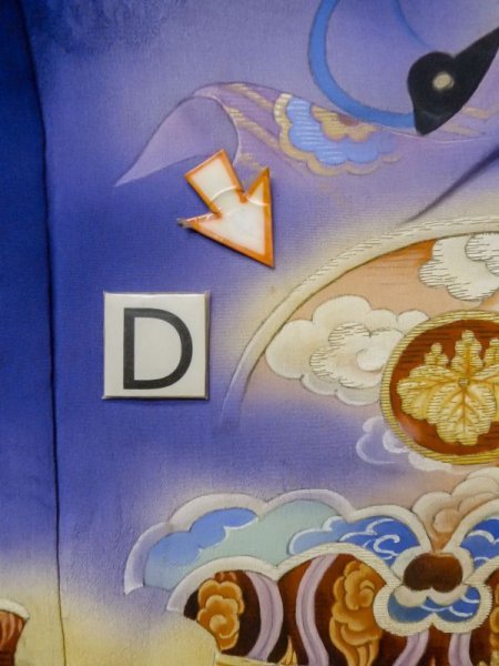 画像21: M0328N  訪問着 女性用着物 楽器柄 シルク(正絹)   紫色, 花 【中古】 【USED】 【リサイクル】 ★☆☆☆☆ (21)