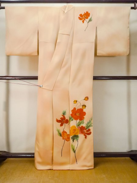 画像3: M0328P  付下げ 女性用着物  シルク(正絹) 淡い 薄い 橙色, 花 【中古】 【USED】 【リサイクル】 ★★☆☆☆ (3)