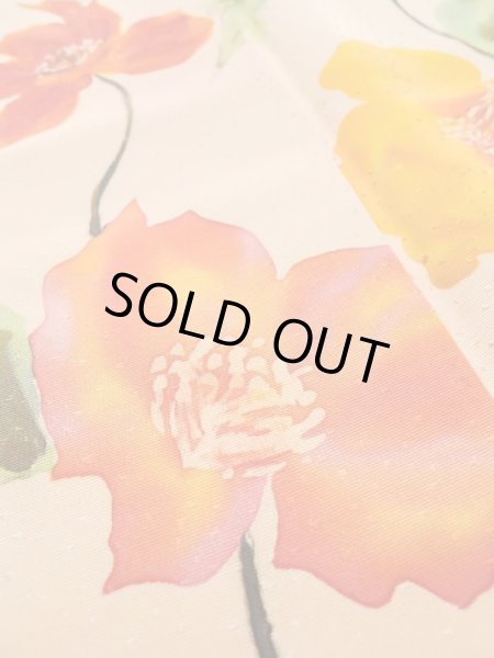 画像10: M0328P  付下げ 女性用着物  シルク（正絹） 淡い 薄い 橙色, 花 【中古】 【USED】 【リサイクル】 ★★☆☆☆ (10)