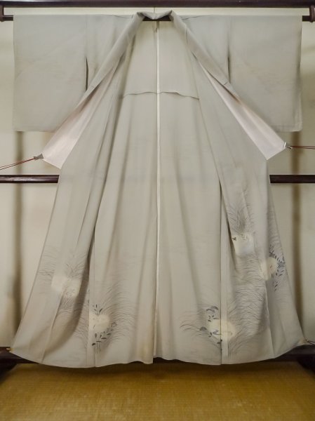 画像2: M0328R  訪問着 女性用着物  シルク(正絹)  茶色み 灰色, 花 【中古】 【USED】 【リサイクル】 ★★☆☆☆ (2)