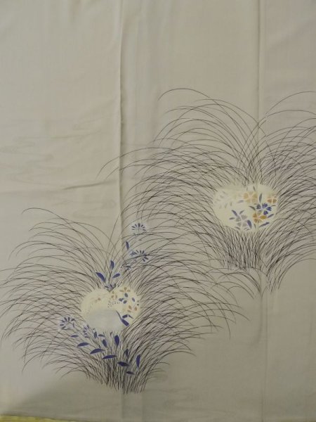 画像6: M0328R  訪問着 女性用着物  シルク(正絹)  茶色み 灰色, 花 【中古】 【USED】 【リサイクル】 ★★☆☆☆ (6)