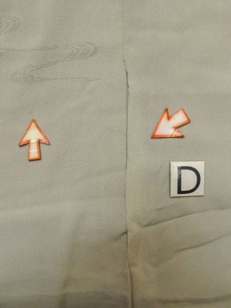 画像19: M0328R  訪問着 女性用着物  シルク(正絹)  茶色み 灰色, 花 【中古】 【USED】 【リサイクル】 ★★☆☆☆ (19)