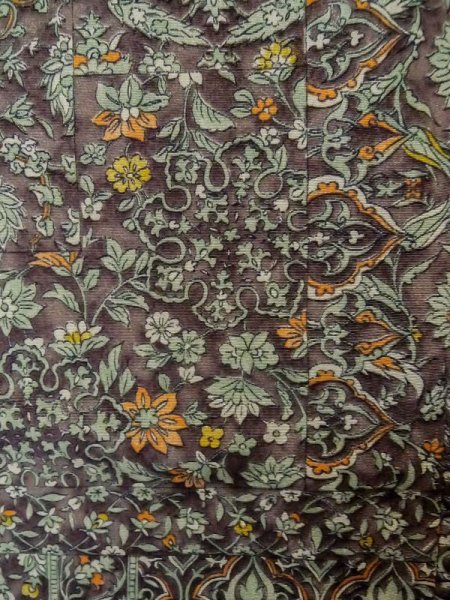 画像8: M0328V  小紋 女性用着物  シルク(正絹) 淡い 薄い 緑色, 更紗 灰色がかった【中古】 【USED】 【リサイクル】 ★★★★☆ (8)