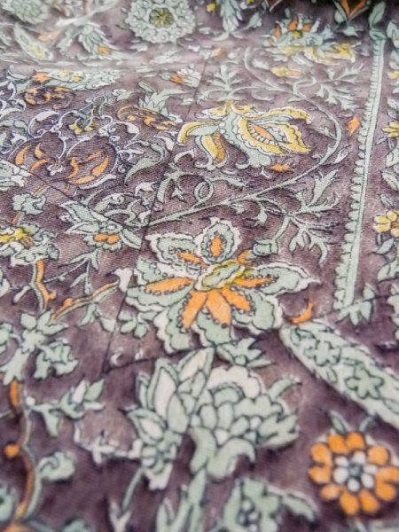 画像11: M0328V  小紋 女性用着物  シルク(正絹) 淡い 薄い 緑色, 更紗 灰色がかった【中古】 【USED】 【リサイクル】 ★★★★☆ (11)