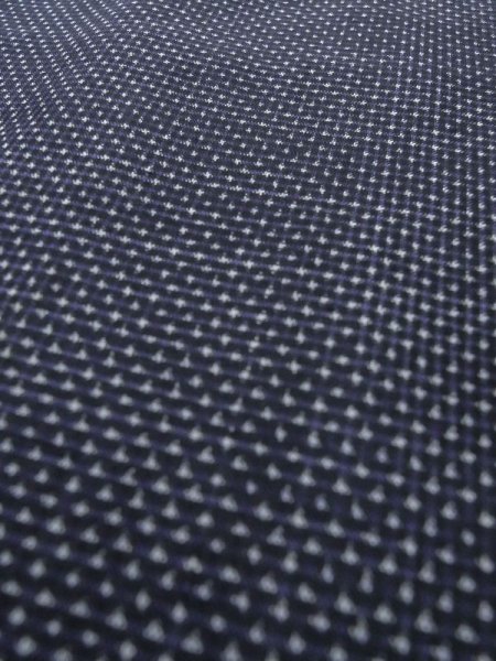 画像8: M0328Z  大島紬 女性用着物  シルク(正絹)   紺, 十字 【中古】 【USED】 【リサイクル】 ★☆☆☆☆ (8)