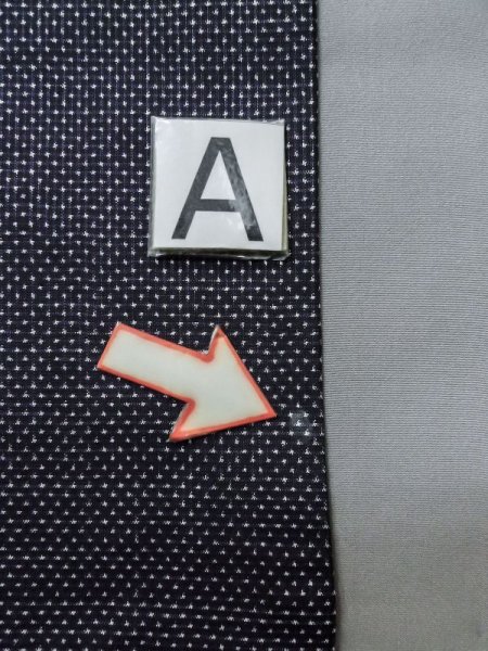 画像12: M0328Z  大島紬 女性用着物  シルク(正絹)   紺, 十字 【中古】 【USED】 【リサイクル】 ★☆☆☆☆ (12)