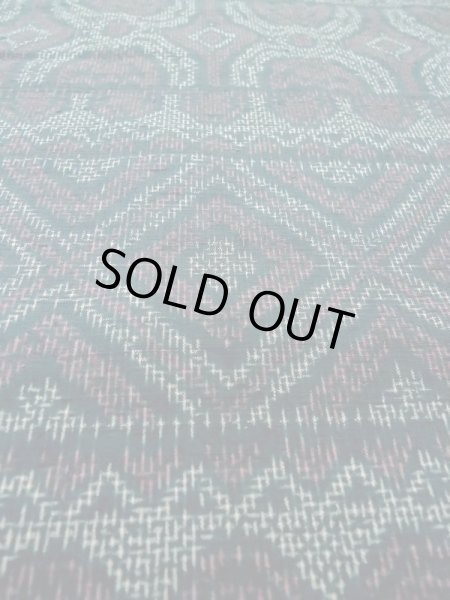 画像9: M0329A  紬 女性用着物  シルク(正絹)   紺, 幾何学模様 【中古】 【USED】 【リサイクル】 ★★☆☆☆ (9)