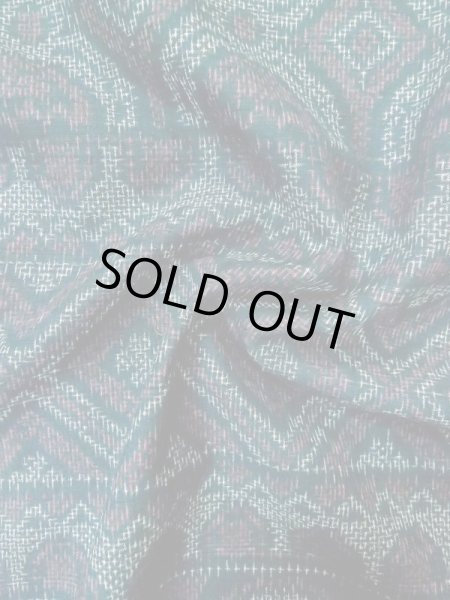 画像12: M0329A  紬 女性用着物  シルク(正絹)   紺, 幾何学模様 【中古】 【USED】 【リサイクル】 ★★☆☆☆ (12)