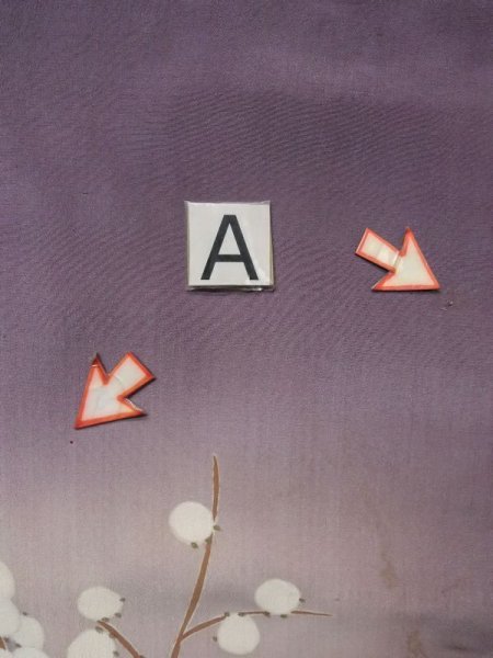 画像18: M0329B  子供用 女性用着物  シルク(正絹)   藤色, ぼたん 【中古】 【USED】 【リサイクル】 ★☆☆☆☆ (18)