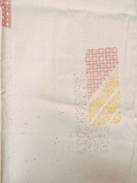 画像3: M0329D  羽織 女性用着物  シルク(正絹)   アイボリー, 花 【中古】 【USED】 【リサイクル】 ★★☆☆☆ (3)