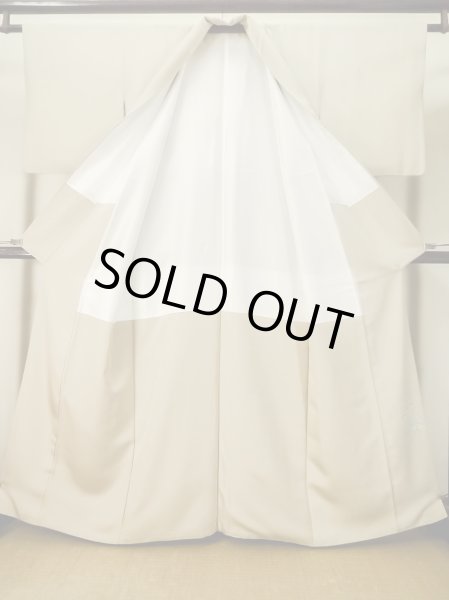 画像3: M0330B  付下げ 女性用着物  シルク(正絹)   ベージュ, ぼたん 【中古】 【USED】 【リサイクル】 ★★★☆☆ (3)