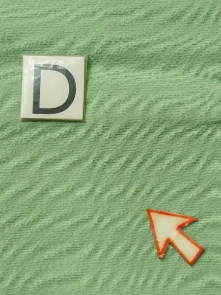 画像18: M0330J  付下げ 女性用着物  シルク(正絹)  薄い 緑色, 花 【中古】 【USED】 【リサイクル】 ★★☆☆☆ (18)