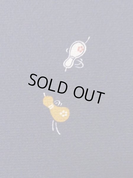 画像6: M0330R  小紋 女性用着物 ひょうたん柄 シルク(正絹)  紫み 紺, 花 【中古】 【USED】 【リサイクル】 ★★★☆☆ (6)