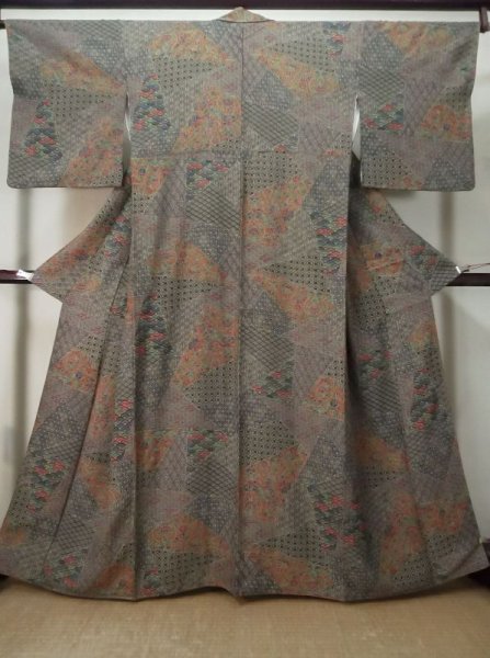 画像1: M0330S  小紋 女性用着物  シルク（正絹） 淡い 深い 山吹, 花 【中古】 【USED】 【リサイクル】 ★★★★☆ (1)