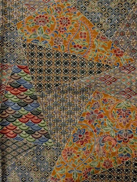 画像3: M0330S  小紋 女性用着物  シルク(正絹) 淡い 深い 山吹, 花 【中古】 【USED】 【リサイクル】 ★★★★☆ (3)