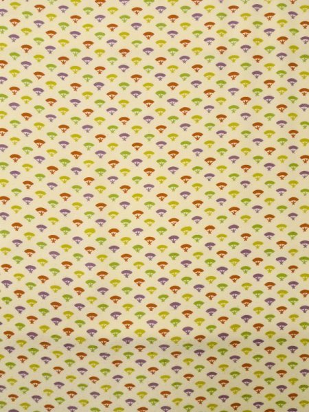 画像4: M0330T  小紋 女性用着物  シルク(正絹)   アイボリー, 扇 【中古】 【USED】 【リサイクル】 ★★☆☆☆ (4)