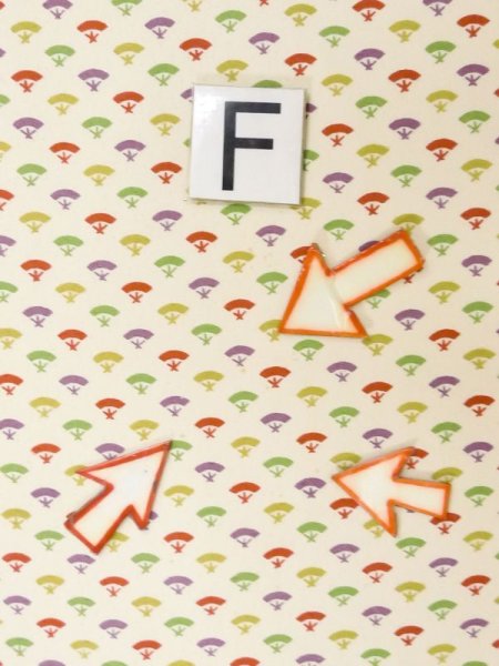 画像16: M0330T  小紋 女性用着物  シルク(正絹)   アイボリー, 扇 【中古】 【USED】 【リサイクル】 ★★☆☆☆ (16)