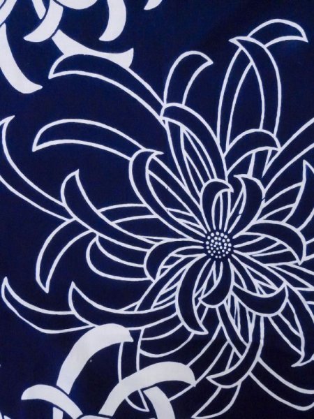 画像5: M0331C  浴衣(日本製) 女性用着物  綿   藍, 菊 【中古】 【USED】 【リサイクル】 ★★★☆☆ (5)