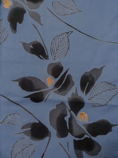 画像3: M0331D  浴衣(日本製) 女性用着物  綿 深い 灰色がかった 青, 椿 【中古】 【USED】 【リサイクル】 ★★★☆☆ (3)