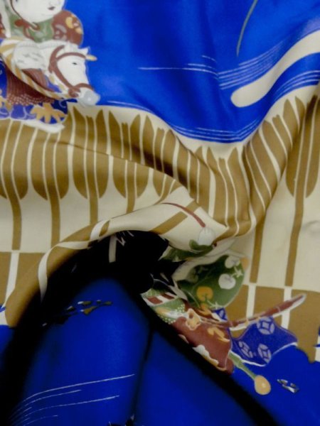 画像10: M0505D  子供用 男性用着物  シルク(正絹)  鮮やか 青, 松/松葉 【中古】 【USED】 【リサイクル】 ★★☆☆☆ (10)