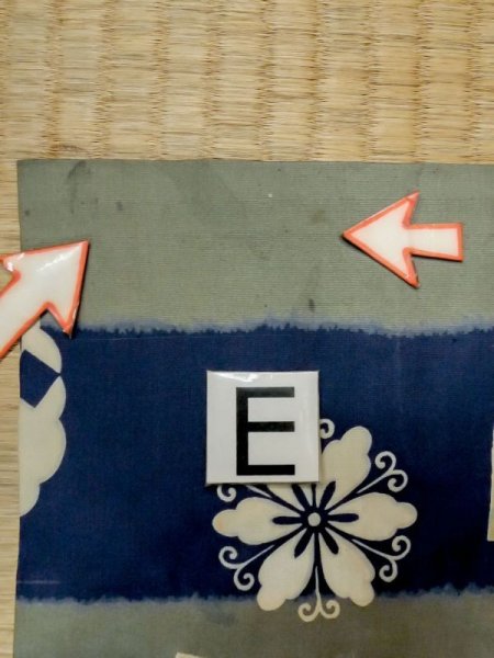 画像17: M0505E  子供用 男性用着物  シルク(正絹) 深い 灰色がかった 青, 抽象的模様 【中古】 【USED】 【リサイクル】 ★★☆☆☆ (17)