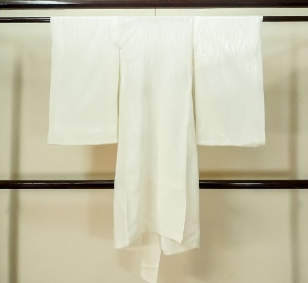 画像2: M0505H  子供用 男性用着物  シルク(正絹)   白,  【中古】 【USED】 【リサイクル】 ★★☆☆☆ (2)