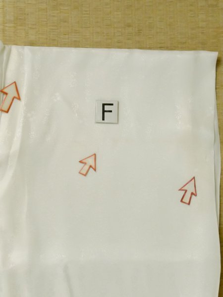 画像19: M0505H  子供用 男性用着物  シルク(正絹)   白,  【中古】 【USED】 【リサイクル】 ★★☆☆☆ (19)