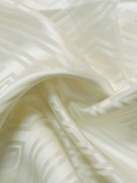 画像7: M0505J  子供用 男性用着物  シルク(正絹)   白,  【中古】 【USED】 【リサイクル】 ★★☆☆☆ (7)