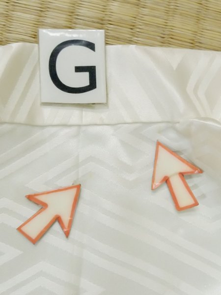 画像16: M0505J  子供用 男性用着物  シルク(正絹)   白,  【中古】 【USED】 【リサイクル】 ★★☆☆☆ (16)