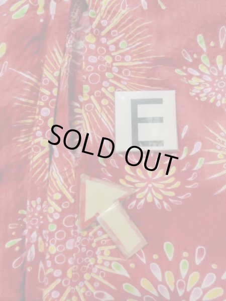 画像18: M0505P  子供用 女性用着物 花火柄 綿   赤色,  【中古】 【USED】 【リサイクル】 ★☆☆☆☆ (18)