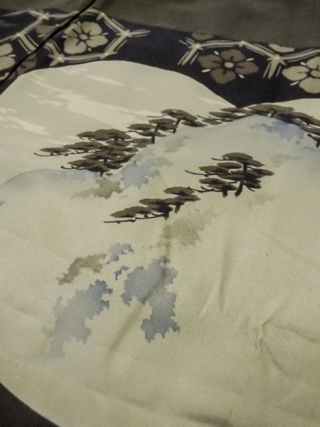 画像10: M0516C  男性用襦袢 男性用着物  シルク(正絹)   オリーブ, 松/松葉 【中古】 【USED】 【リサイクル】 ★☆☆☆☆ (10)