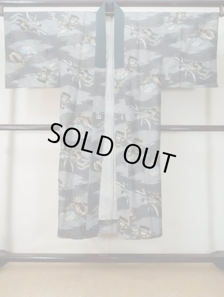 画像1: M0516U  男性用襦袢 男性用着物 兜、貝、矢柄 ウール   灰色, 松/松葉 【中古】 【USED】 【リサイクル】 ★★☆☆☆ (1)