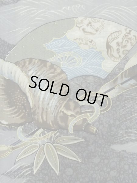 画像6: M0516U  男性用襦袢 男性用着物 兜、貝、矢柄 ウール   灰色, 松/松葉 【中古】 【USED】 【リサイクル】 ★★☆☆☆ (6)