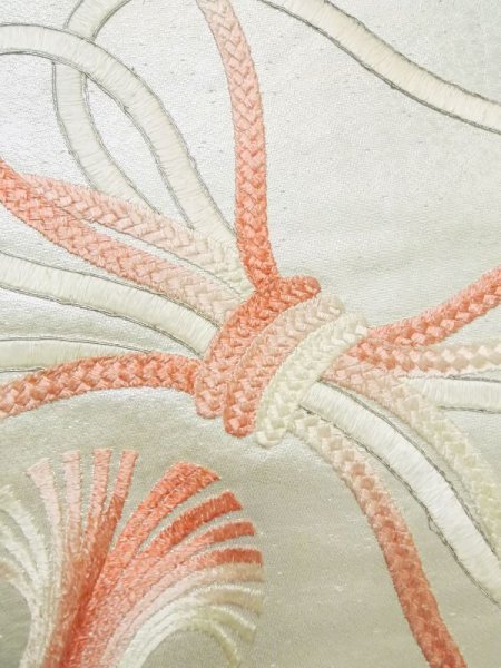 画像4: M0523L 名古屋帯 女性用着物 シルク(正絹)   銀色 房付き紐 【中古】 【USED】 【リサイクル】 ★★★☆☆ (4)