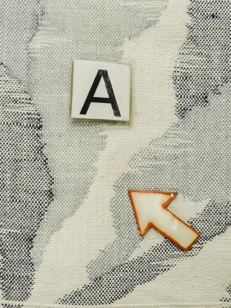 画像9: M0525M 名古屋帯 女性用着物 綿   オフ ホワイト 唐草 【中古】 【USED】 【リサイクル】 ★★☆☆☆ (9)