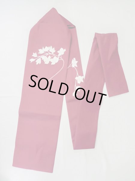 画像2: M0525Q 名古屋帯 女性用着物 シルク（正絹）  赤み 紫色 花 【中古】 【USED】 【リサイクル】 ★★☆☆☆ (2)