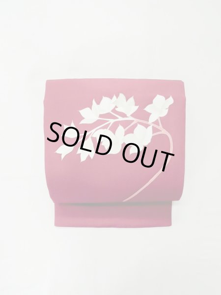 画像3: M0525Q 名古屋帯 女性用着物 シルク（正絹）  赤み 紫色 花 【中古】 【USED】 【リサイクル】 ★★☆☆☆ (3)