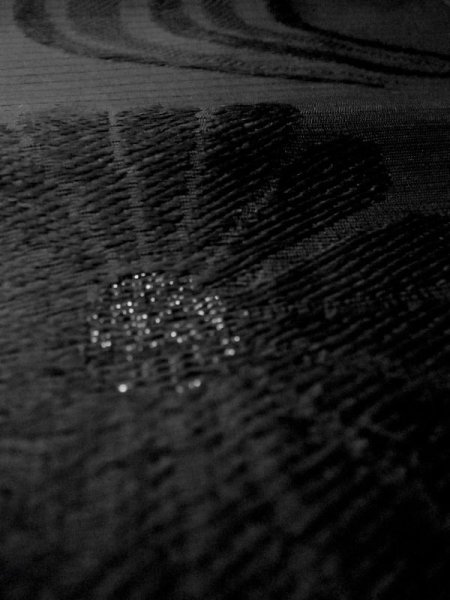 画像9: M0525T 名古屋帯 女性用着物 シルク(正絹)   黒 菊 【中古】 【USED】 【リサイクル】 ★★★☆☆ (9)